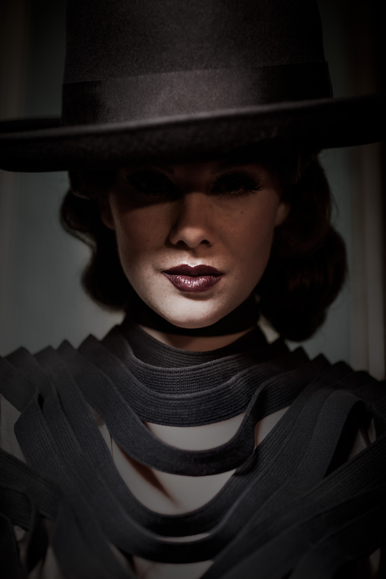 Glamouresque No.2